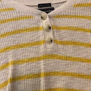 Abercrombie & Fitch Yellow and White Striped Crew Neck Sweater